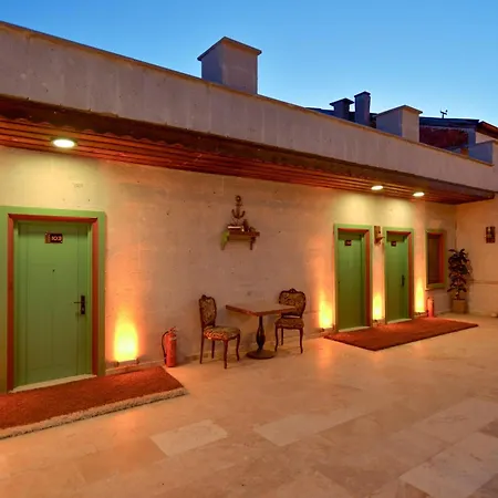 Balloon Street Cappadocia أفانوس