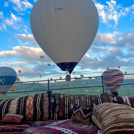 Balloon Street Cappadocia Гореме