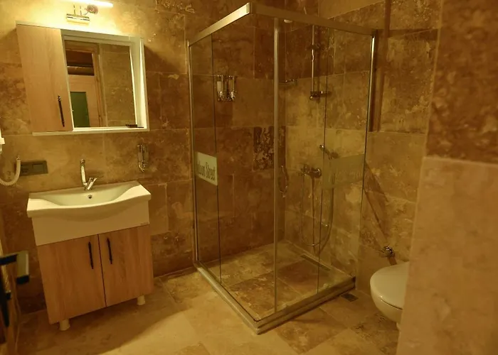 Balloon Street Cappadocia فندق أفانوس