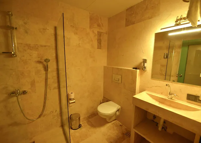 Balloon Street Cappadocia * أفانوس